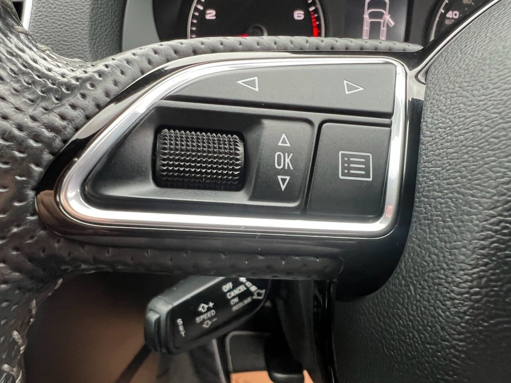 Used Audi Q3 2014 for sale - 76820208: Photo 26