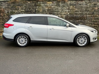 Used Ford Focus 2017 for sale - 77161656: Photo