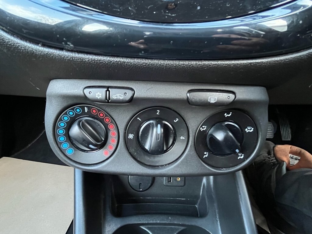 Used Vauxhall Corsa 2015 for sale - 77990665: Photo 16