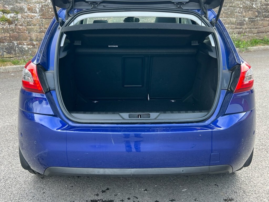 Used Peugeot 308 2019 for sale - 76820607: Photo 12