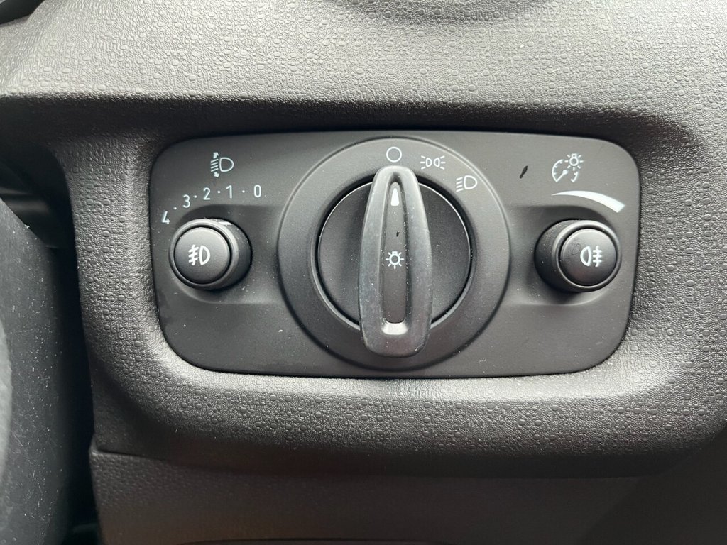 Used Ford Fiesta 2016 for sale - 78180810: Photo 22