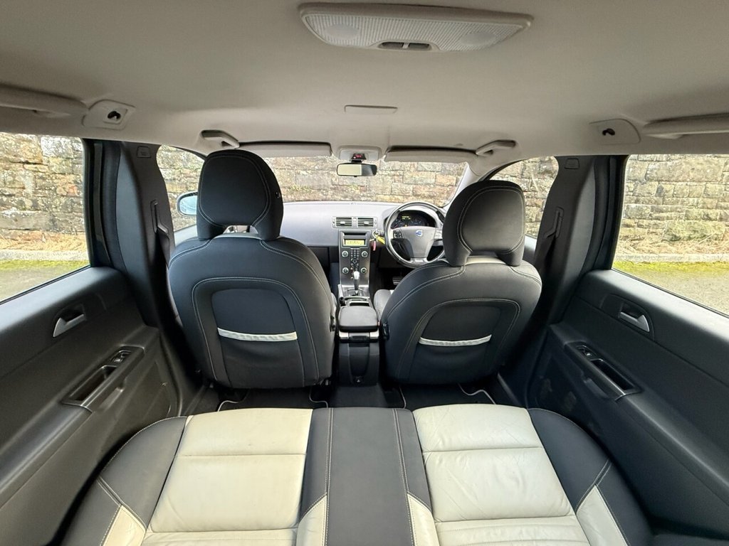 Used Volvo V50 2009 for sale - 76820396: Photo 10