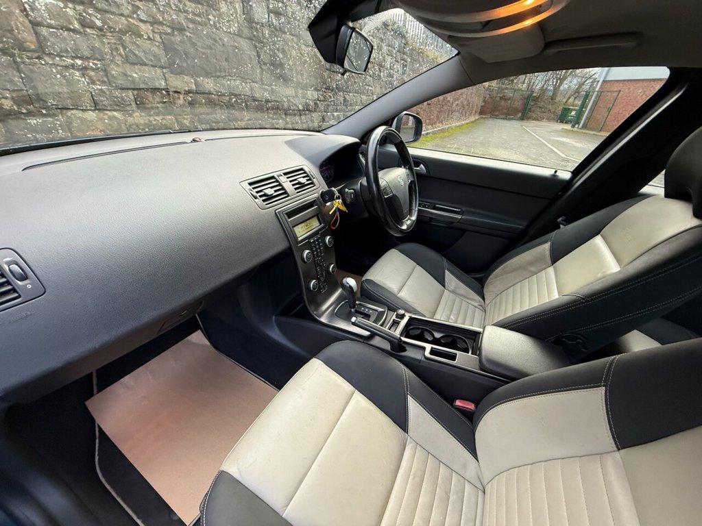 Used Volvo V50 2009 for sale - 76820396: Photo 16