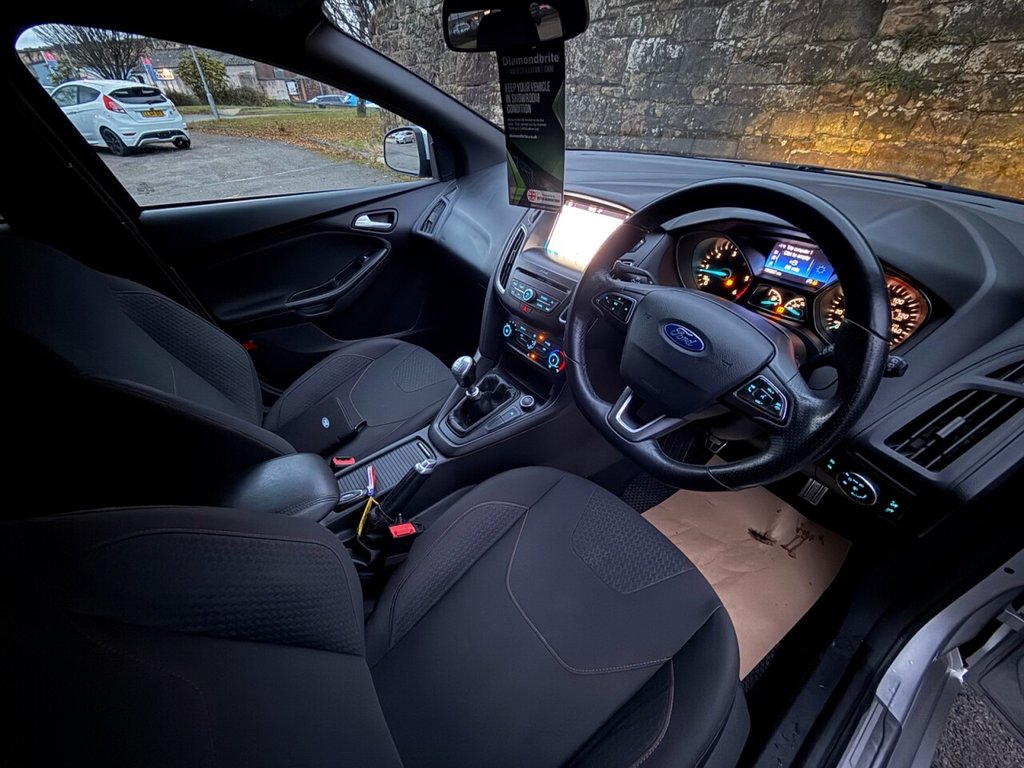 Used Ford Focus 2017 for sale - 76820494: Photo 17