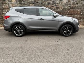 Used Hyundai Santa Fe 2014 for sale - 78930451: Photo