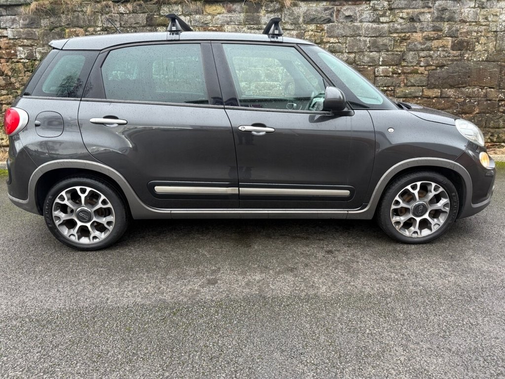Used Fiat 500L 2015 for sale - 76841128: Photo 4