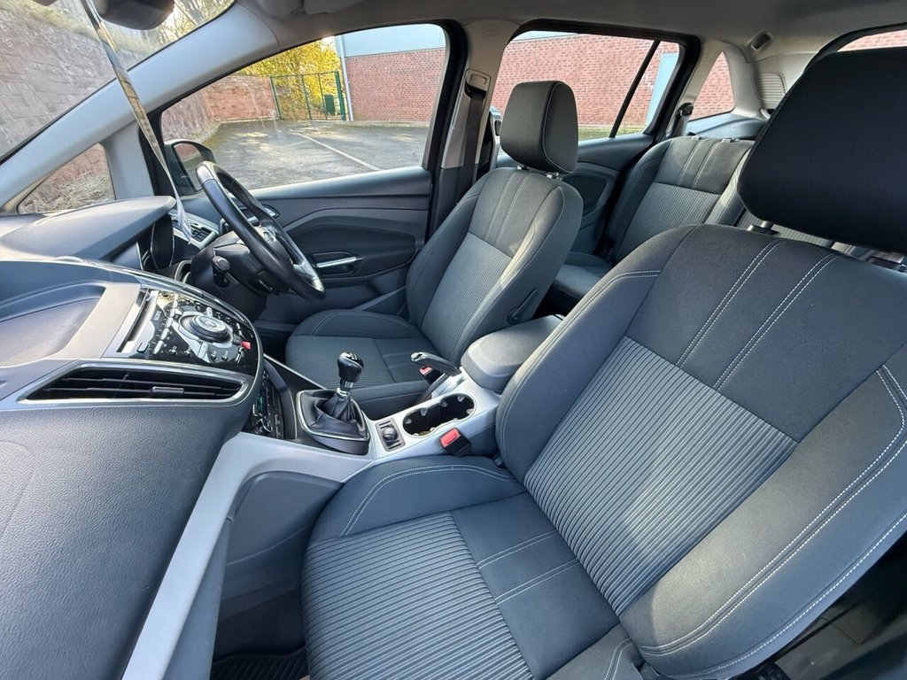 Used Ford Grand C-Max 2010 for sale - 76820226: Photo 15