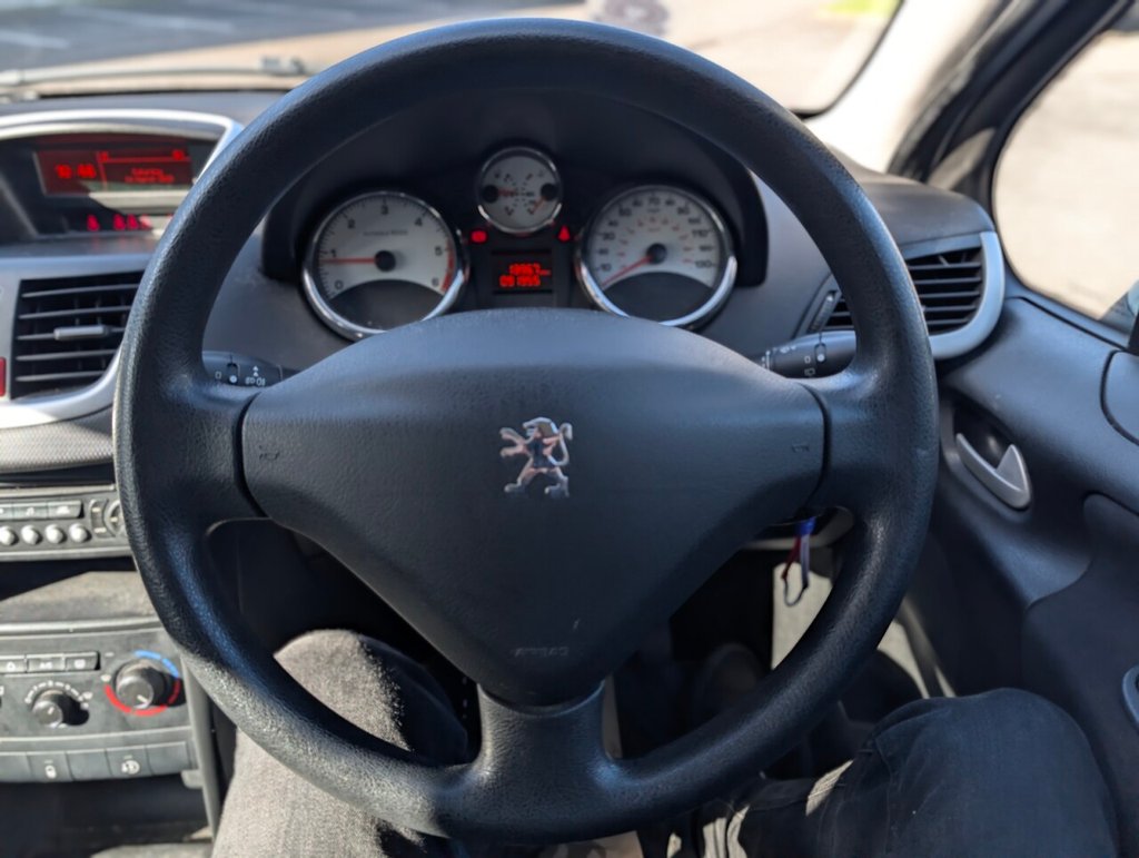 Used Peugeot 207 2010 for sale - 77990611: Photo 10