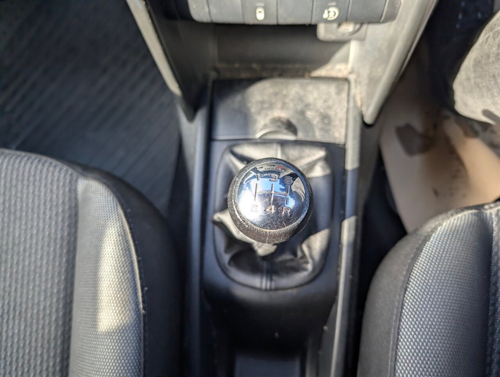 Used Peugeot 207 2010 for sale - 77990611: Photo 13