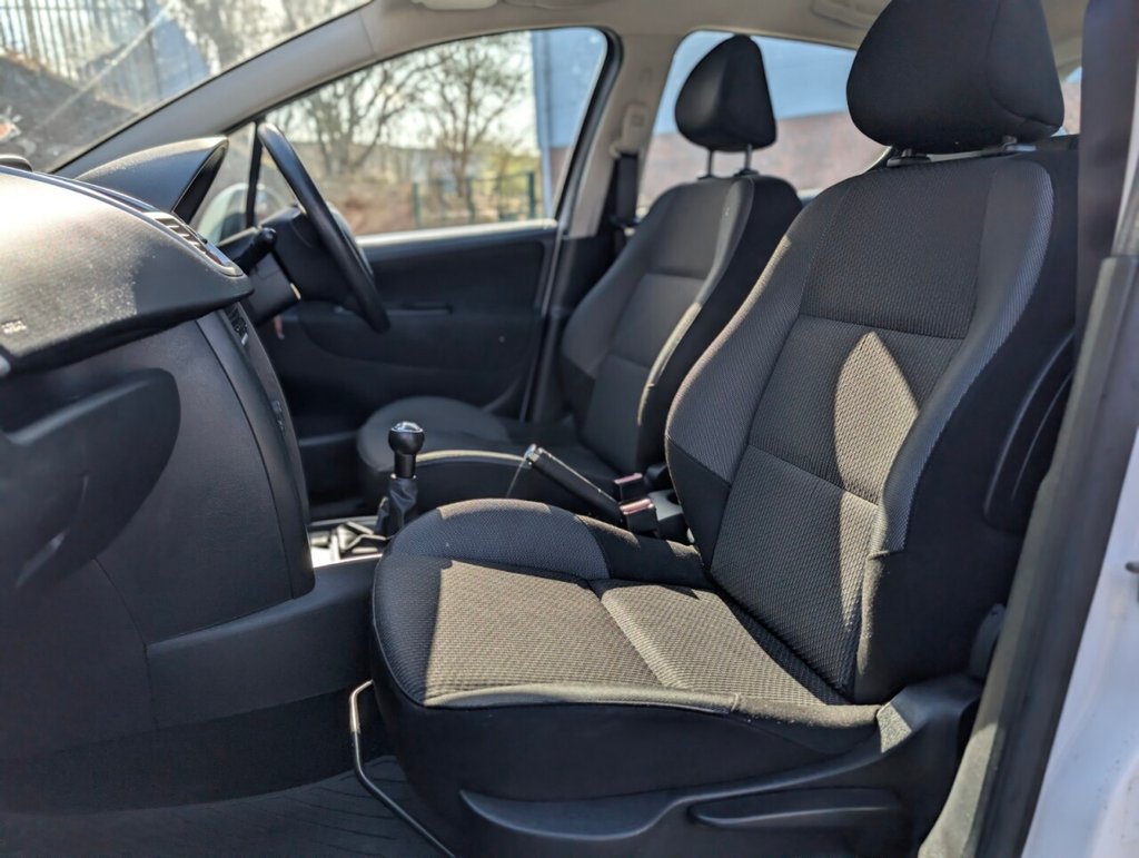 Used Peugeot 207 2010 for sale - 77990611: Photo 24