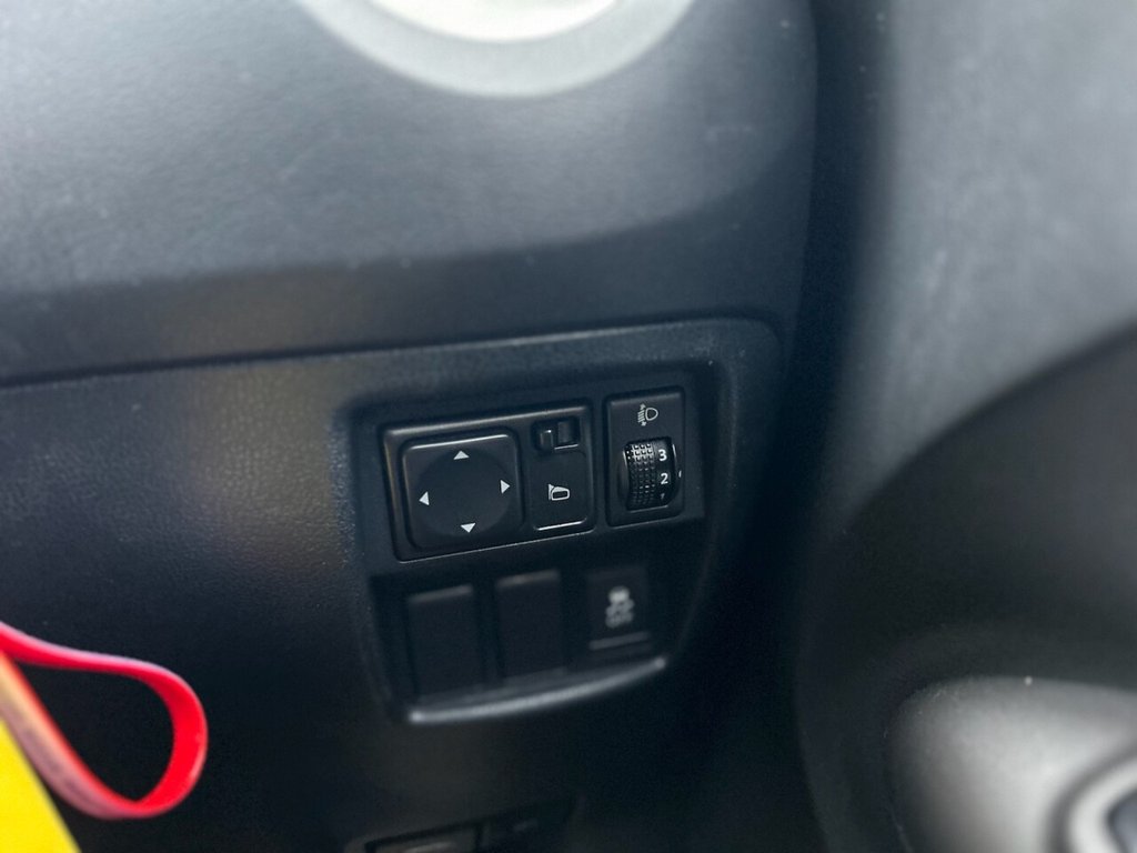 Used Nissan Juke 2011 for sale - 77654608: Photo 22