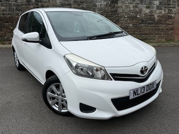 Used Toyota Yaris 2013 for sale - 78534083: Photo