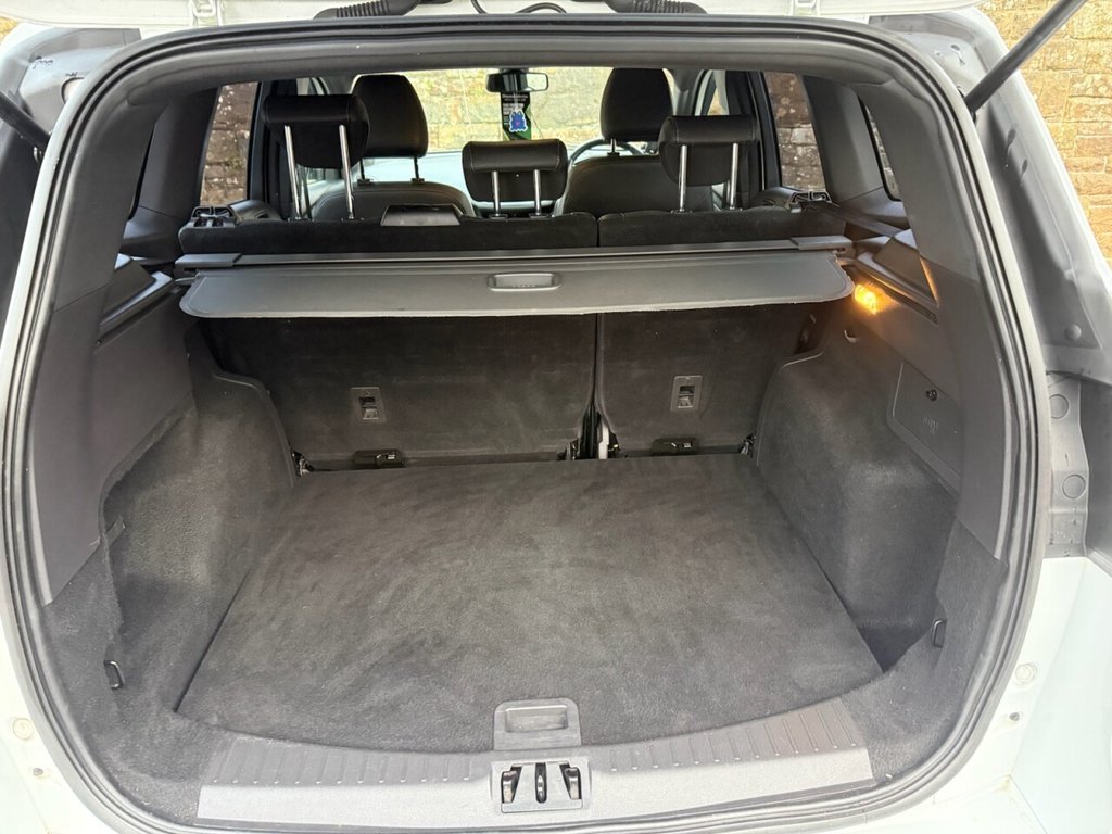 Used Ford Kuga 2017 for sale - 76820654: Photo 10