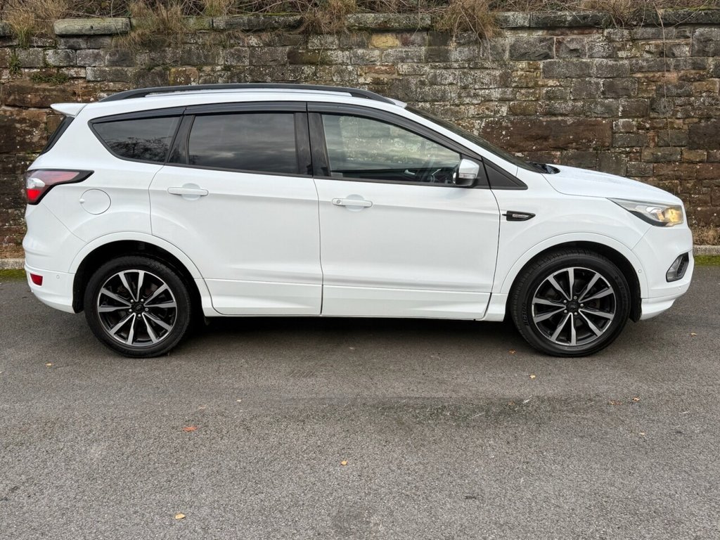 Used Ford Kuga 2017 for sale - 76820654: Photo 4