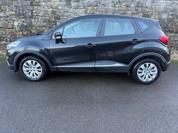 Used Renault Captur 2015 for sale - 76820589: Photo