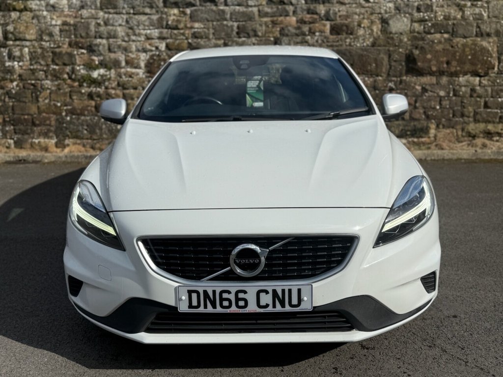 Used Volvo V40 2016 for sale - 77990530: Photo 2