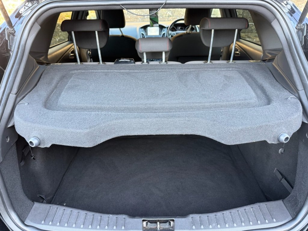 Used Ford Focus 2017 for sale - 77991012: Photo 8