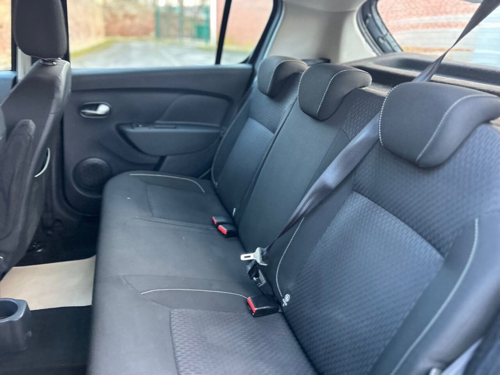 Used Dacia Sandero 2017 for sale - 77806307: Photo 11
