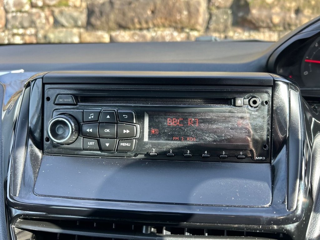 Used Peugeot 208 2013 for sale - 77546674: Photo 25