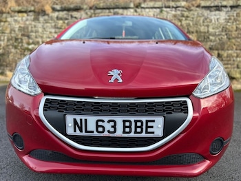 Used Peugeot 208 2013 for sale - 77546674: Photo