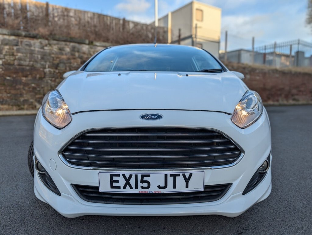 Used Ford Fiesta 2015 for sale - 78166873: Photo 2