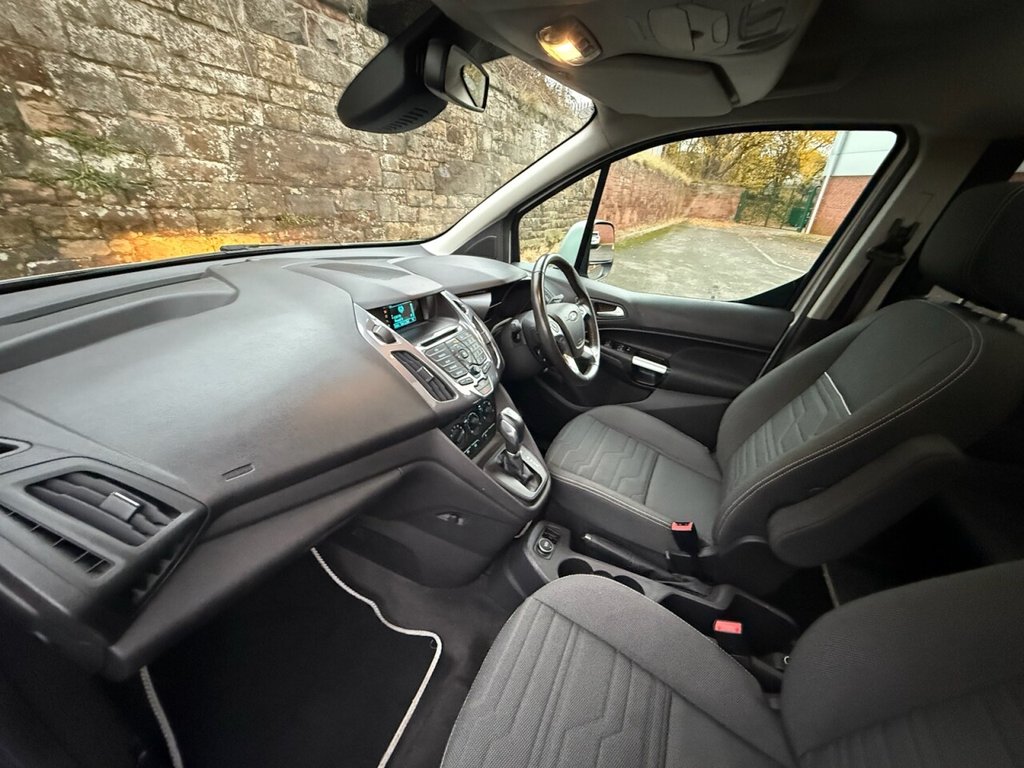 Used Ford Grand Tourneo Connect 2018 for sale - 77520614: Photo 20