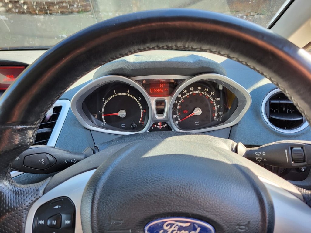 Used Ford Fiesta 2010 for sale - 76820439: Photo 11