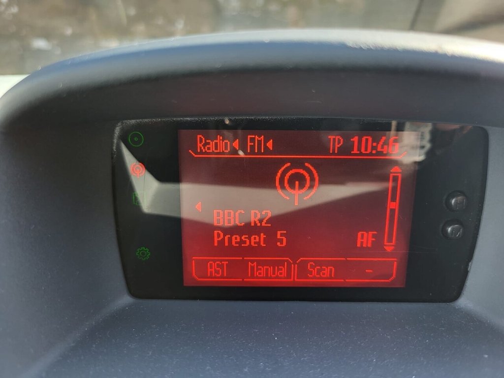 Used Ford Fiesta 2010 for sale - 76820439: Photo 14