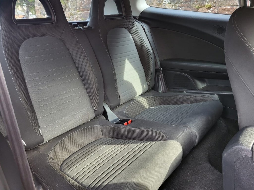 Used Volkswagen Scirocco 2013 for sale - 76820468: Photo 8