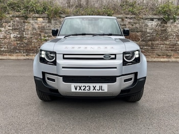 Used Land Rover Defender 2023 for sale - 78874858: Photo