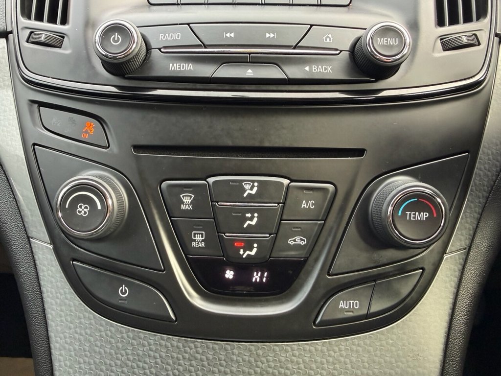 Used Vauxhall Insignia 2015 for sale - 76820170: Photo 26