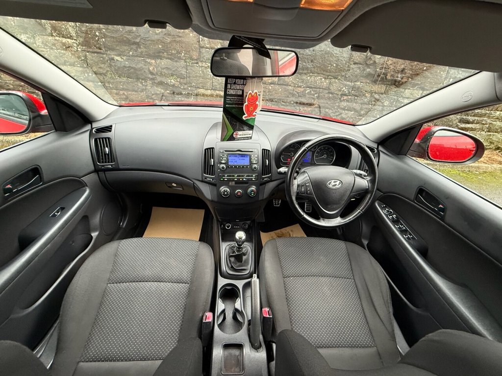 Used Hyundai i30 2010 for sale - 76973085: Photo 15