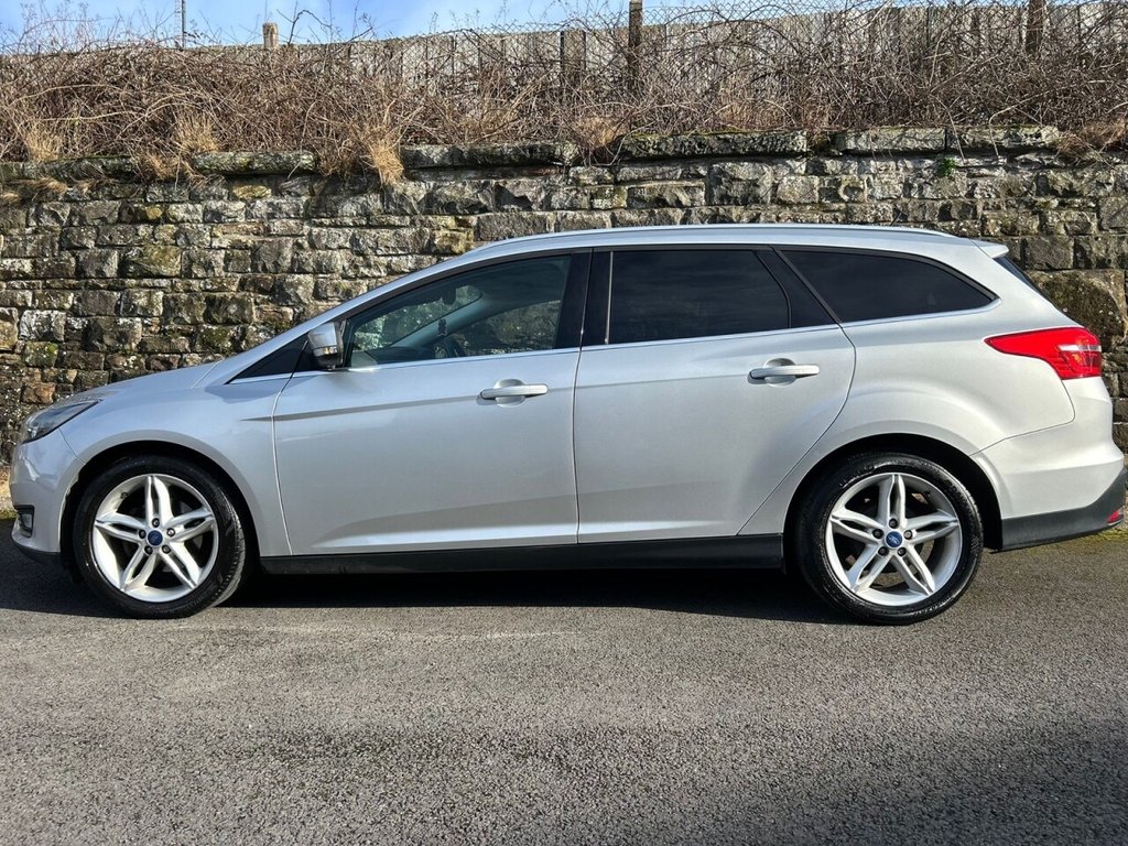 Used Ford Focus 2016 for sale - 77547053: Photo 4