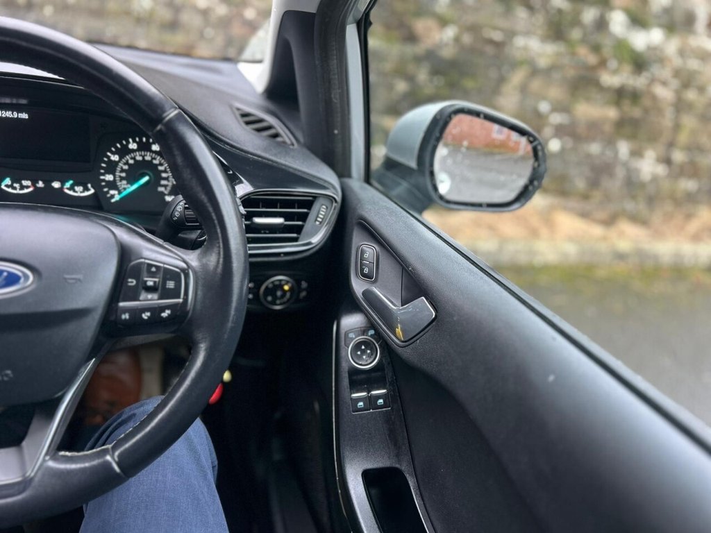 Used Ford Fiesta 2018 for sale - 77369735: Photo 18