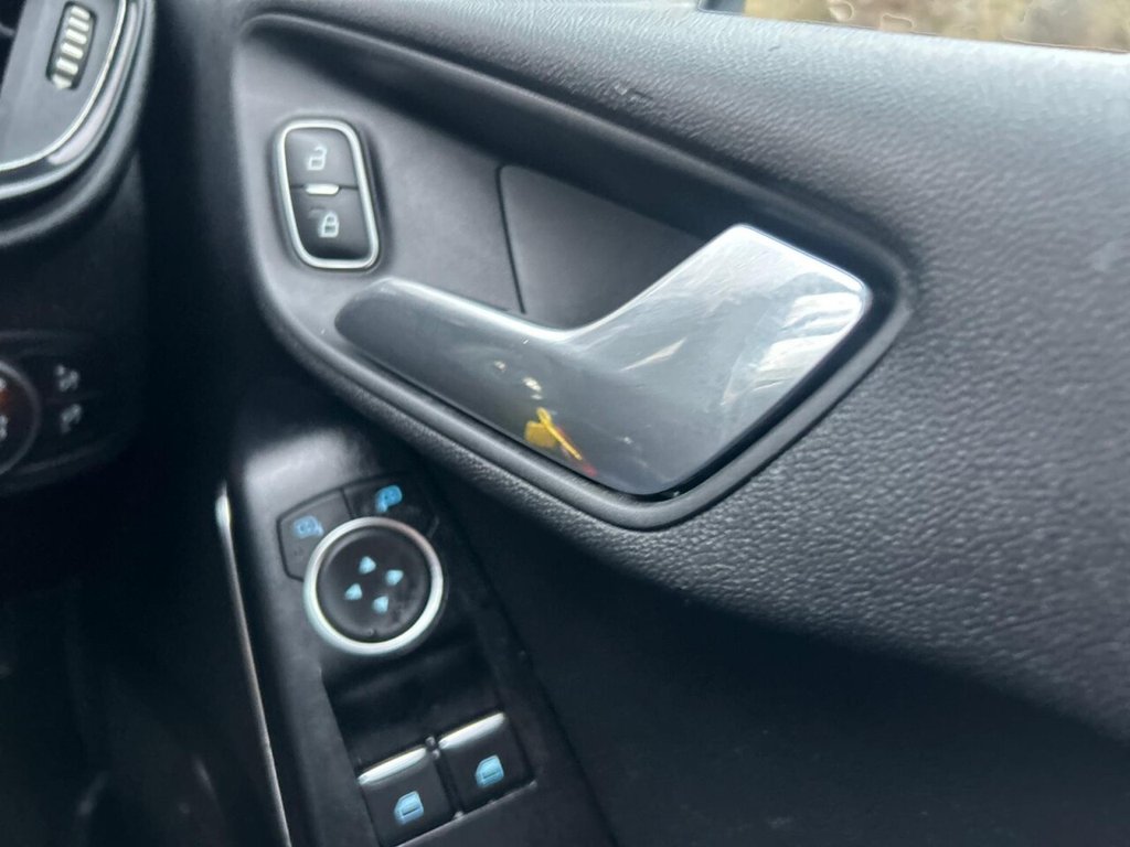 Used Ford Fiesta 2018 for sale - 77369735: Photo 24