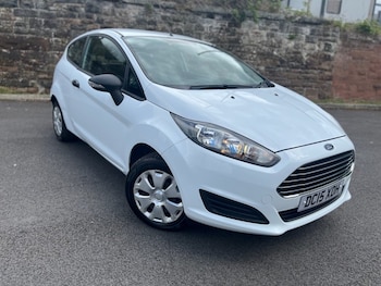 Used Ford Fiesta 2015 for sale - 78569972: Photo