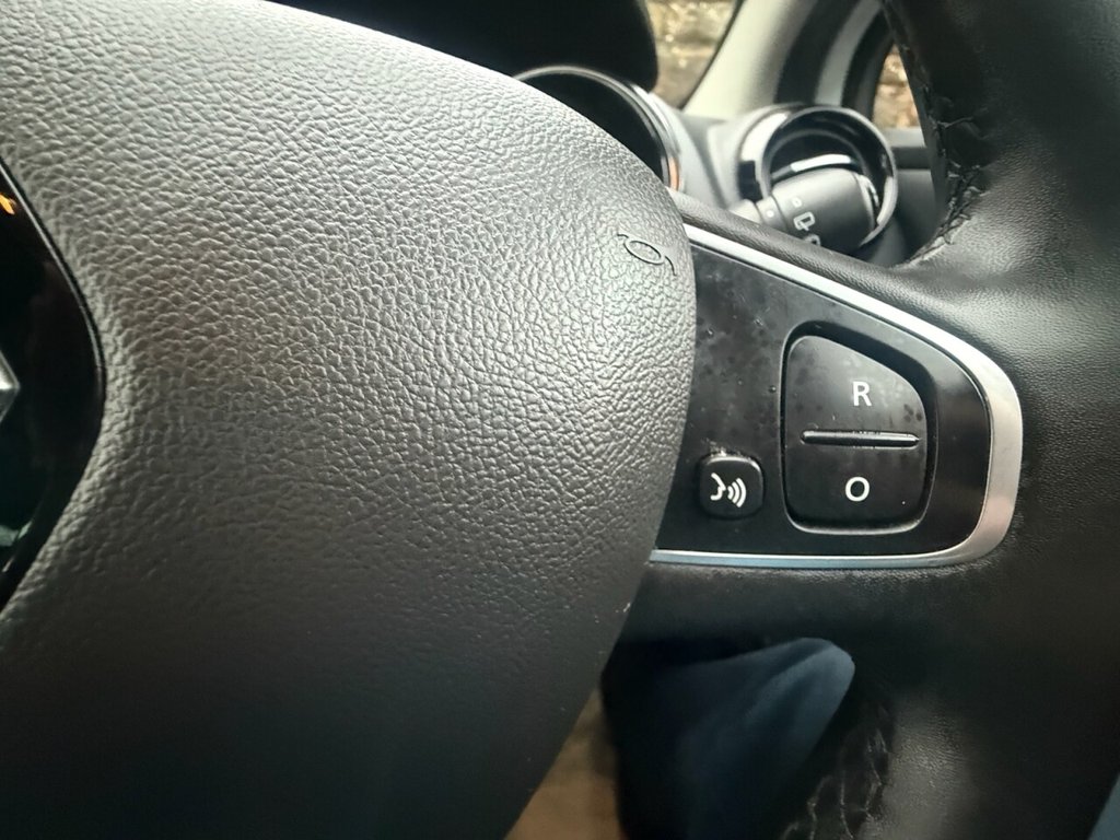 Used Renault Clio 2019 for sale - 77153834: Photo 22