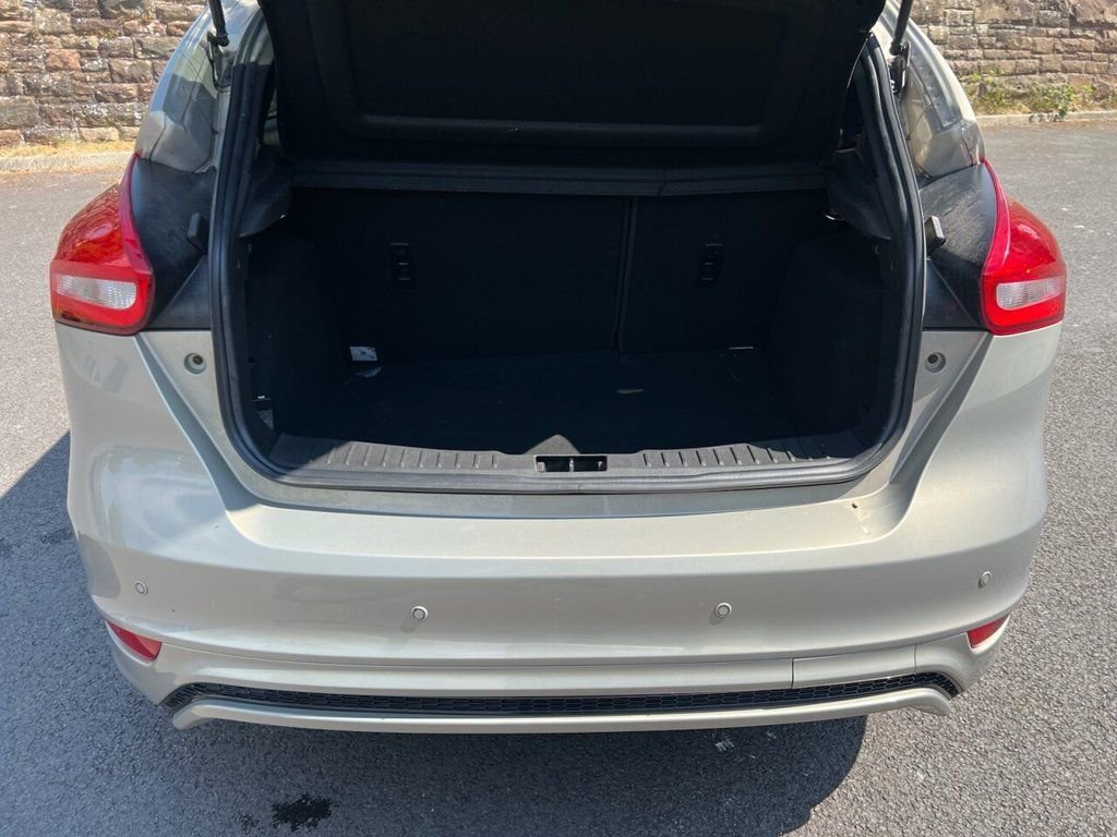 Used Ford Focus 2018 for sale - 76973206: Photo 13