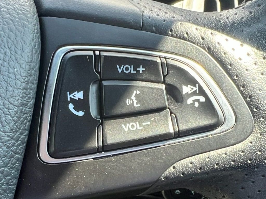 Used Ford Focus 2018 for sale - 76973206: Photo 20