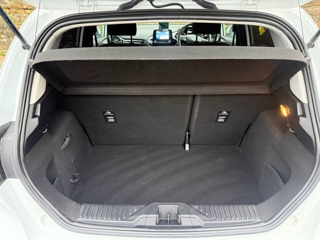 Used Ford Fiesta 2018 for sale - 77668876: Photo 9