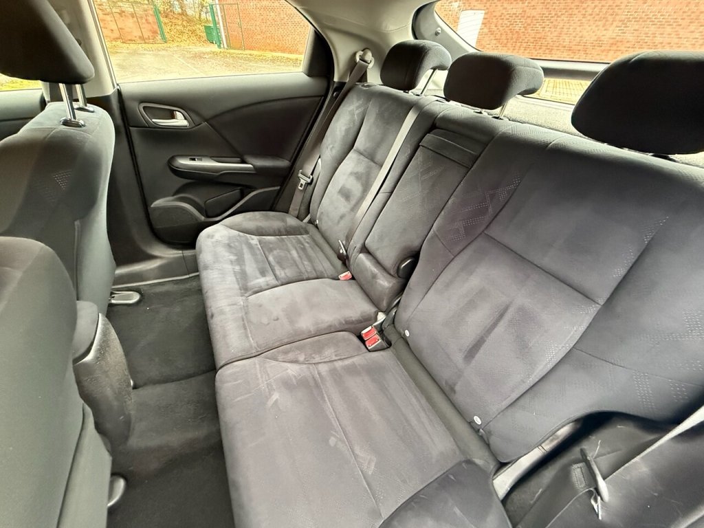 Used Honda Civic 2013 for sale - 76820645: Photo 11