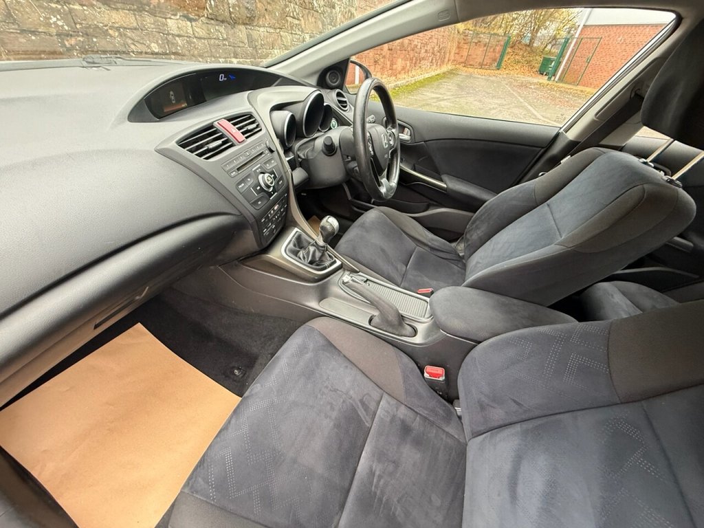 Used Honda Civic 2013 for sale - 76820645: Photo 19