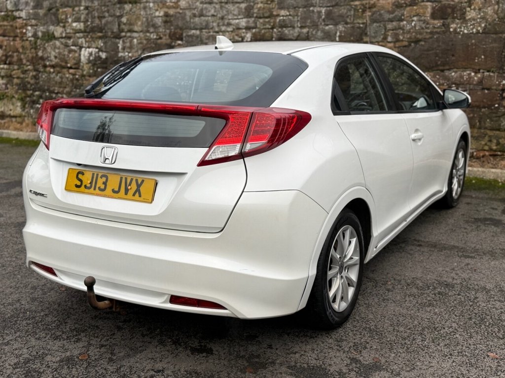 Used Honda Civic 2013 for sale - 76820645: Photo 6