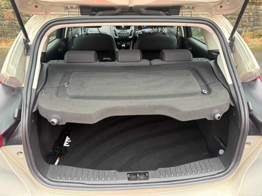 Used Ford Focus 2015 for sale - 77764690: Photo 10