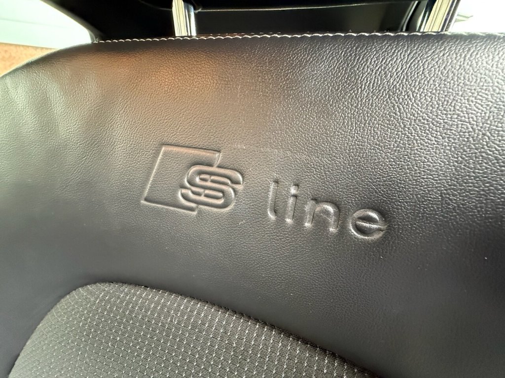 Used Audi A4 2014 for sale - 77820843: Photo 19