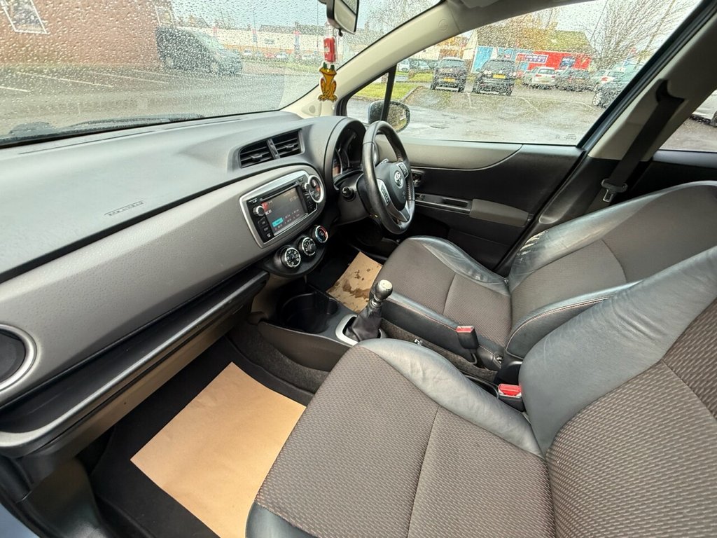 Used Toyota Yaris 2012 for sale - 76820639: Photo 11