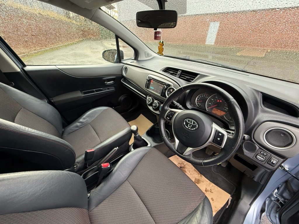 Used Toyota Yaris 2012 for sale - 76820639: Photo 14