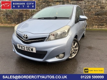 Used Toyota Yaris 2012 for sale - 76820639: Photo
