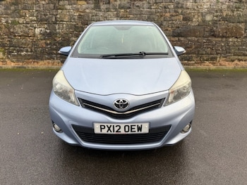 Used Toyota Yaris 2012 for sale - 76820639: Photo
