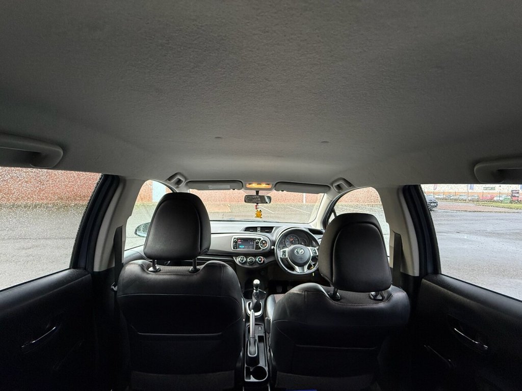 Used Toyota Yaris 2012 for sale - 76820639: Photo 5